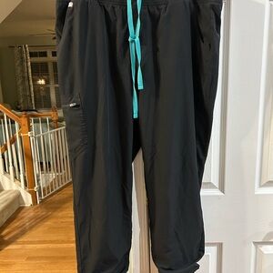FIGS technical pants XL LIKE NEW